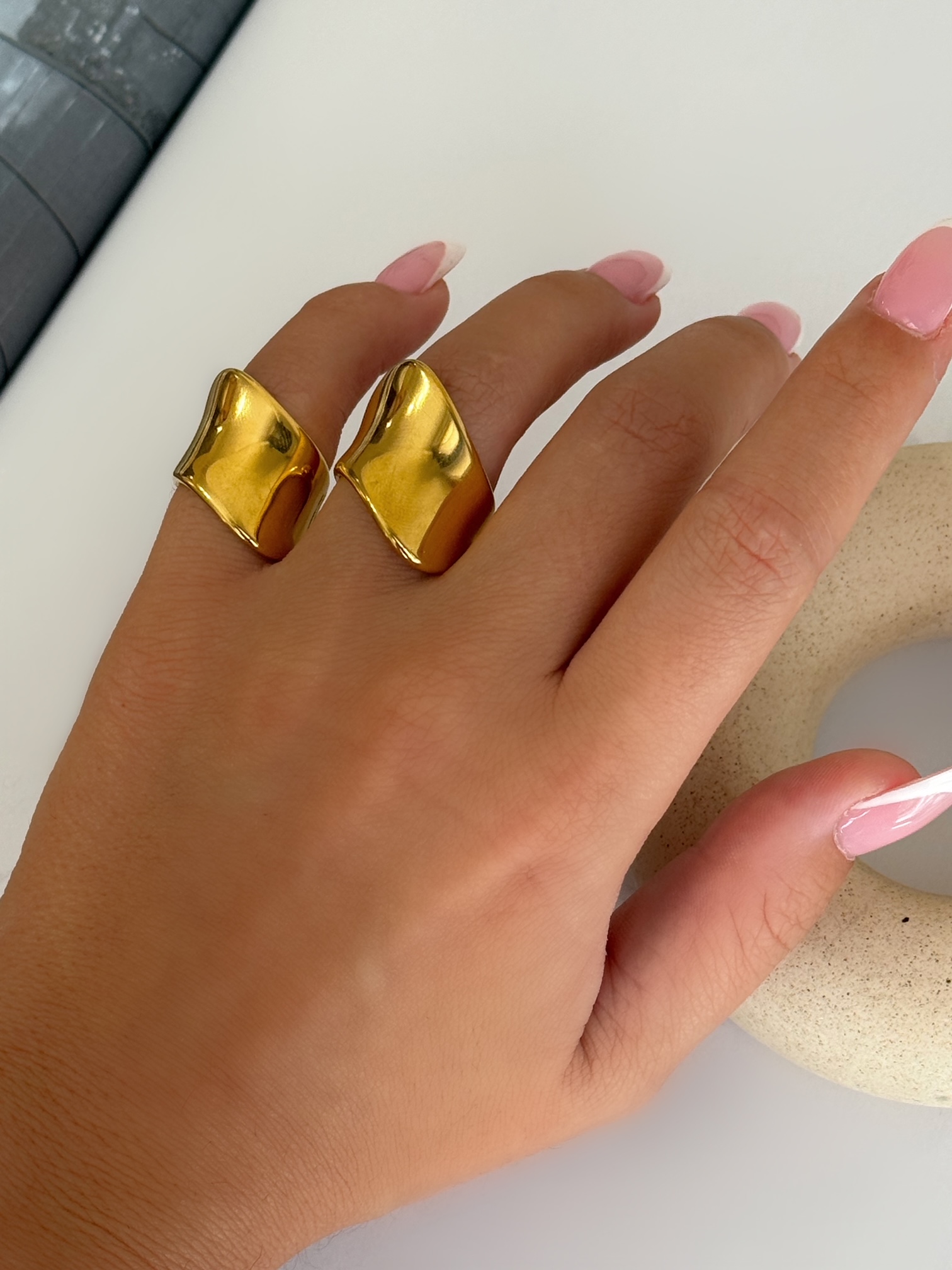 Facetune_10-09-2025-22-49-15