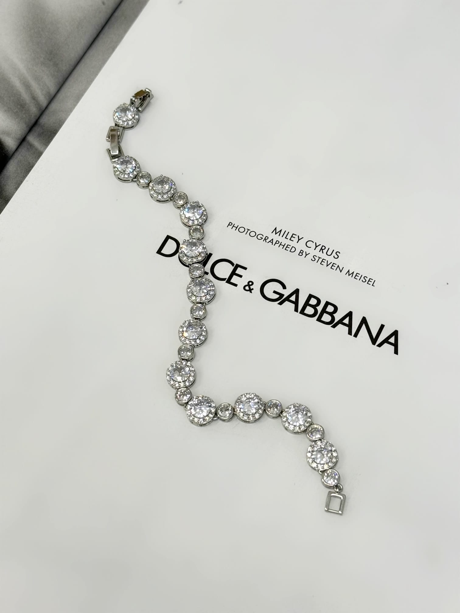 Facetune_05-12-2024-15-17-40