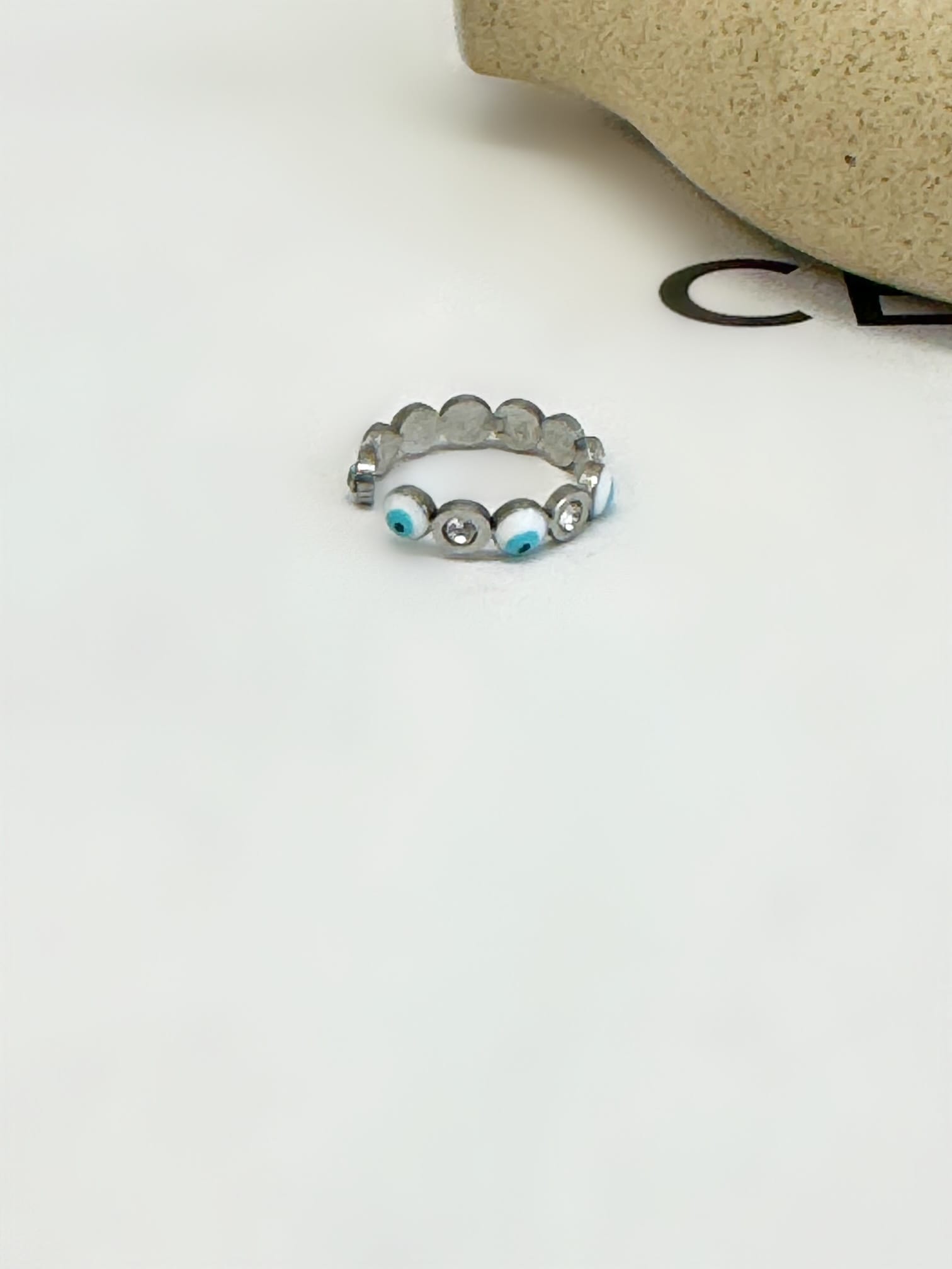 Facetune_29-03-2025-19-00-32