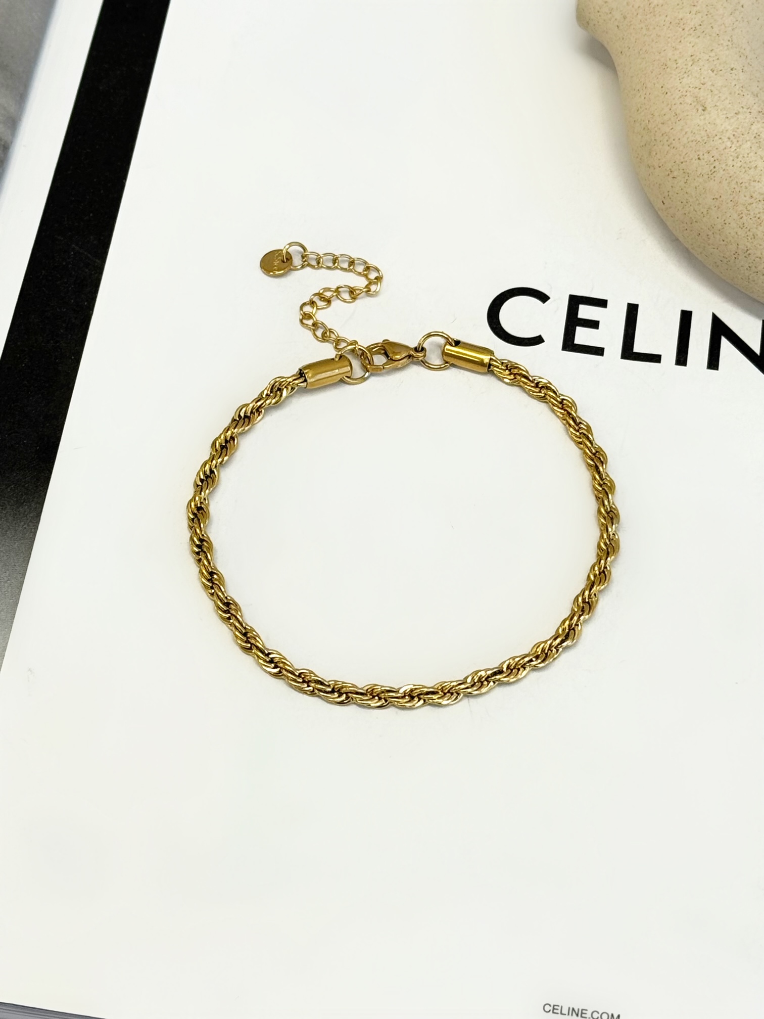 Facetune_12-05-2025-20-25-04