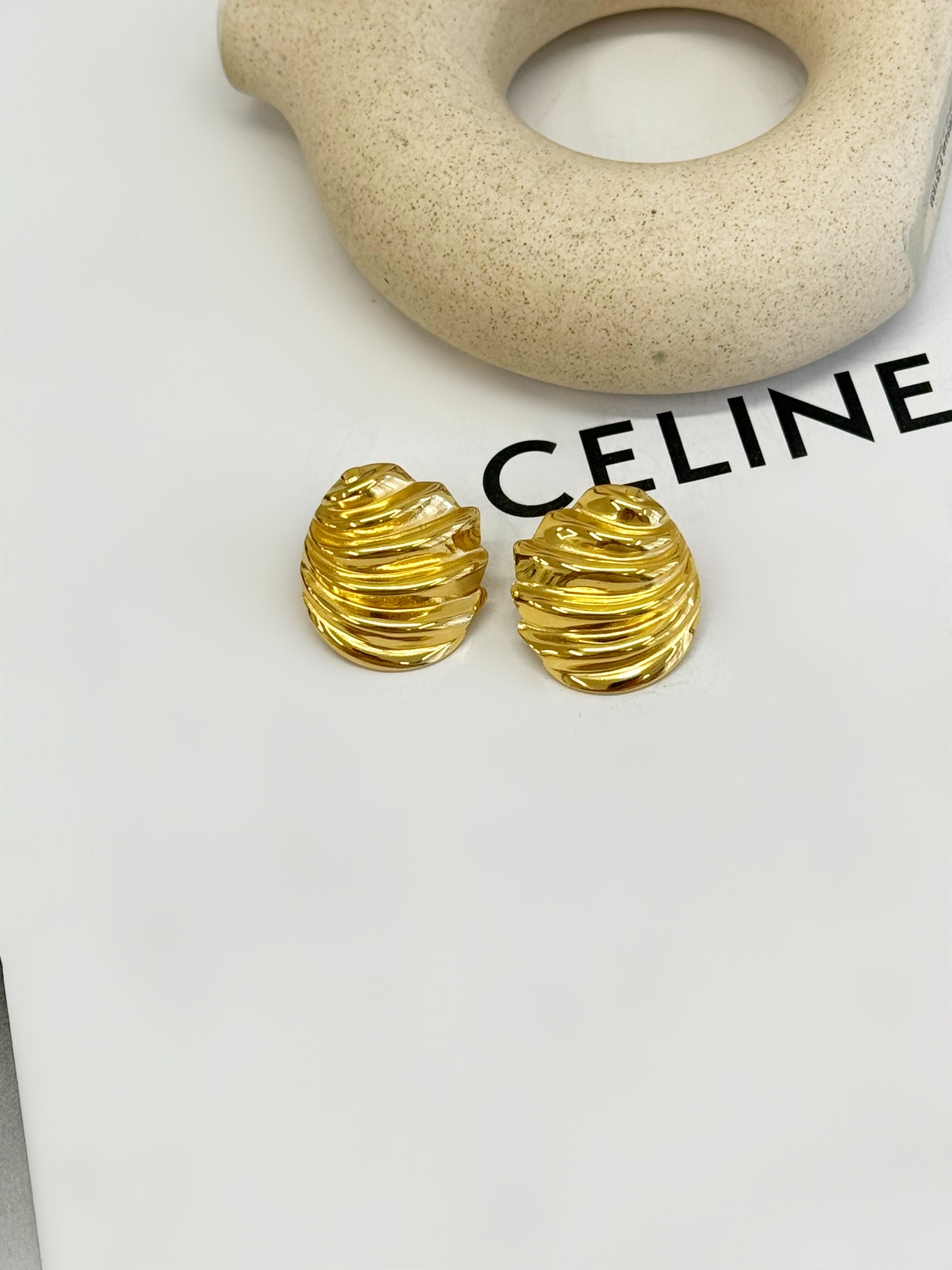 Facetune_12-05-2025-20-57-45