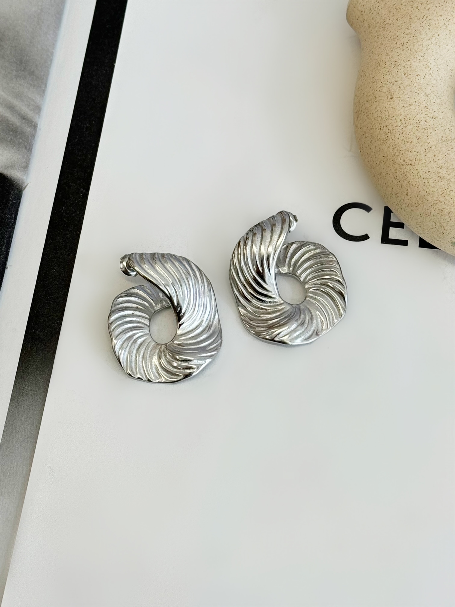 Facetune_24-05-2025-17-11-26