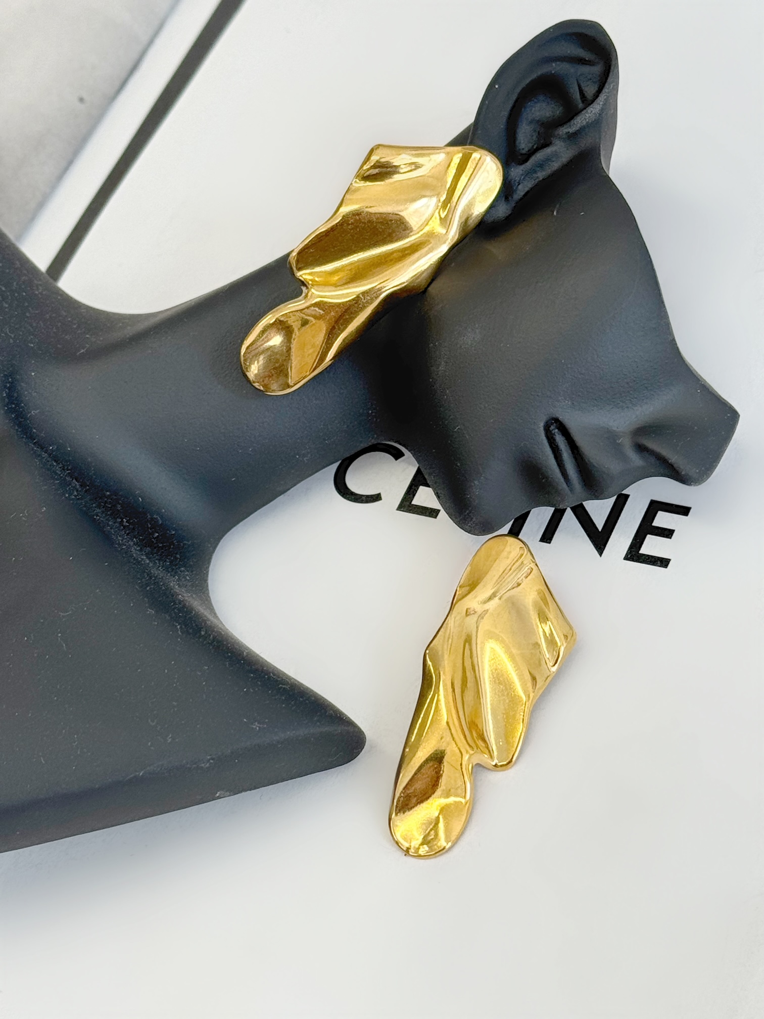 Facetune_24-05-2025-17-17-52