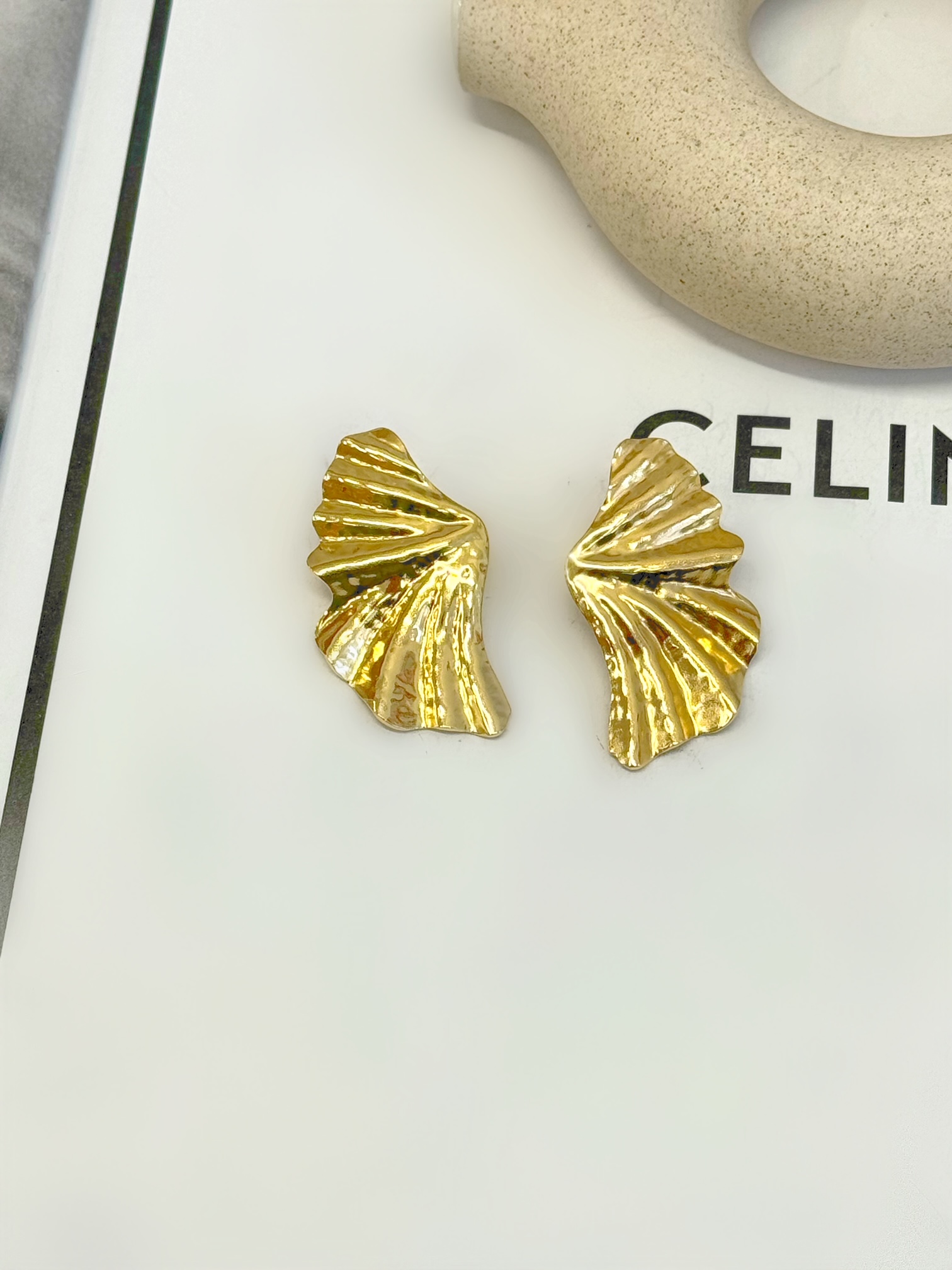 Facetune_01-06-2025-21-08-23