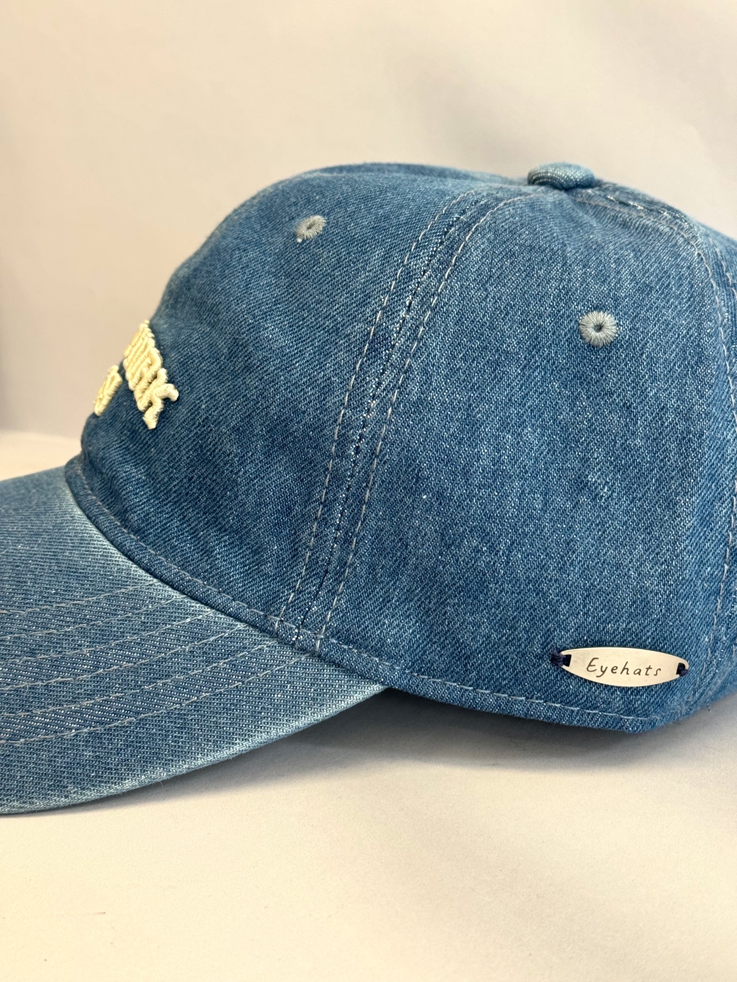 Facetune_01-06-2025-21-42-04