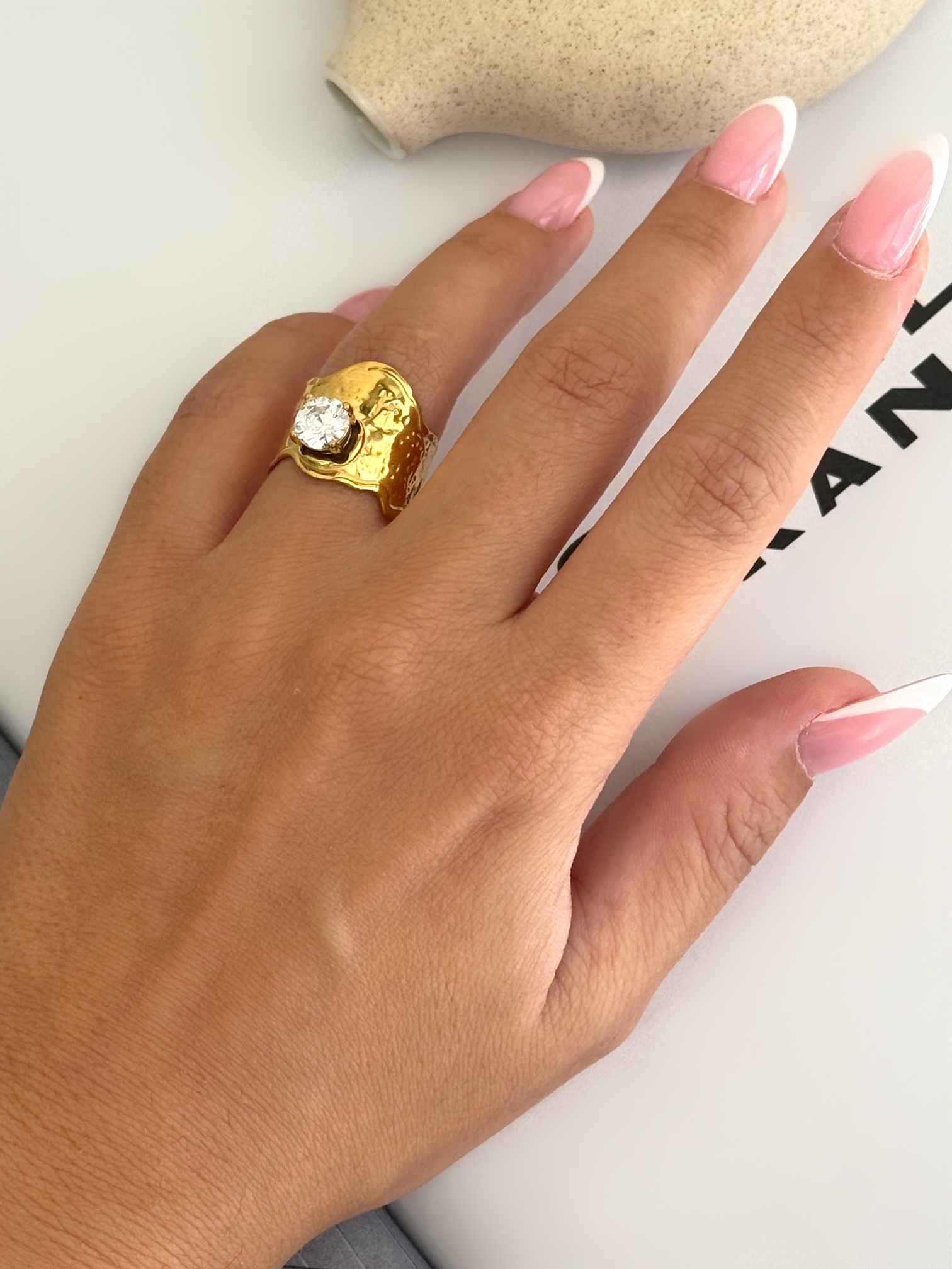 Facetune_10-09-2025-23-21-01