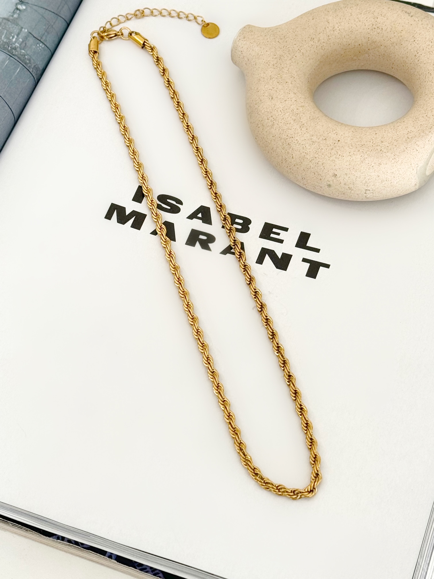 Facetune_12-09-2025-13-04-35