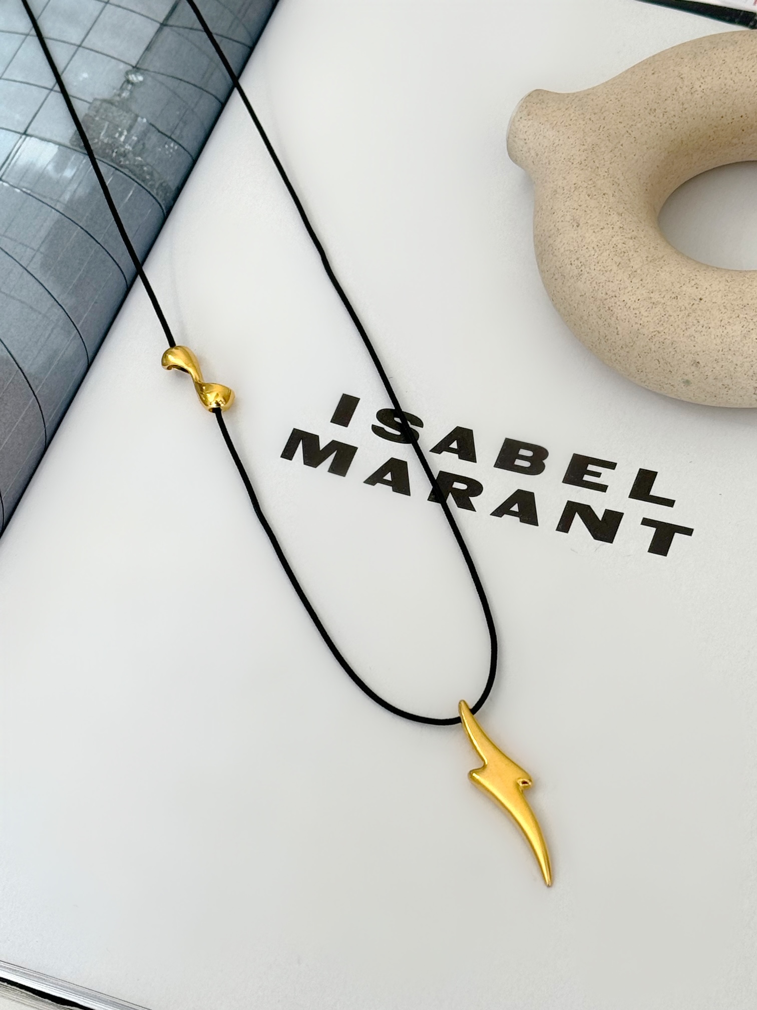 Facetune_12-09-2025-13-09-47