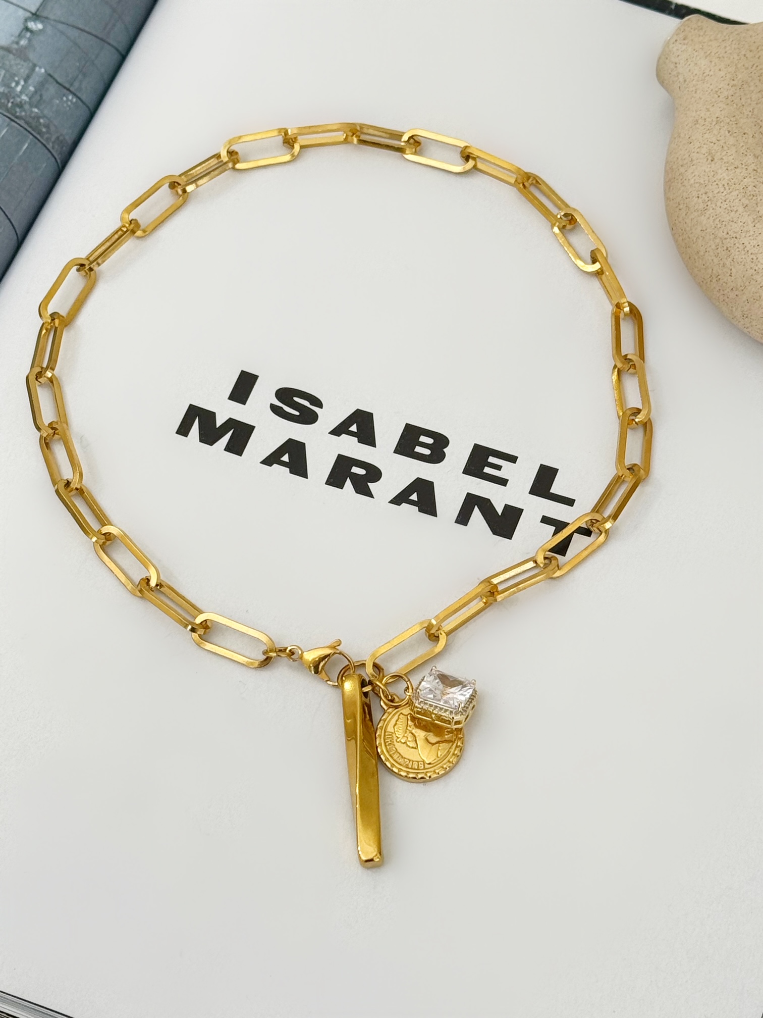 Facetune_12-09-2025-13-14-13