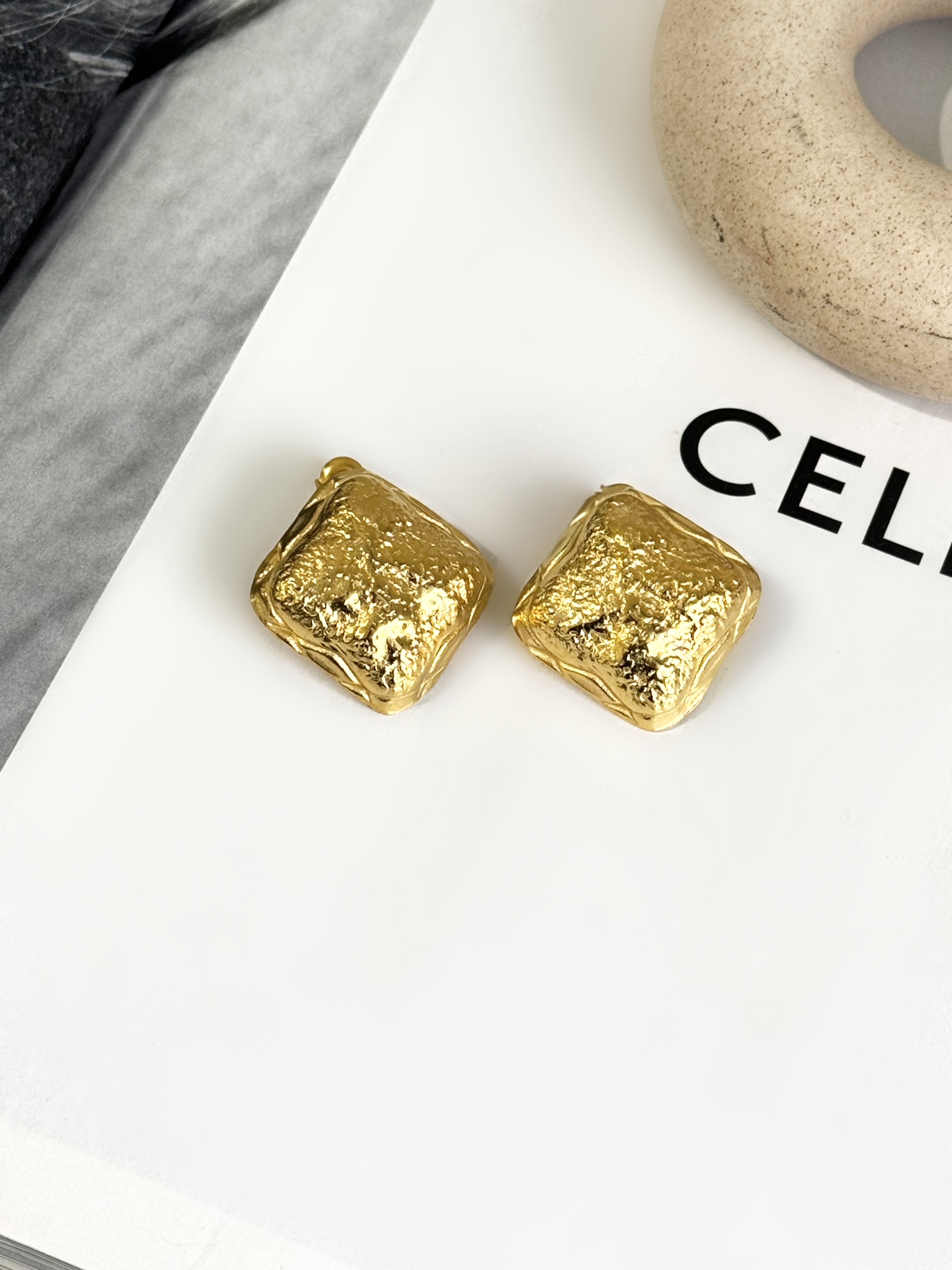 Facetune_03-11-2025-17-08-31