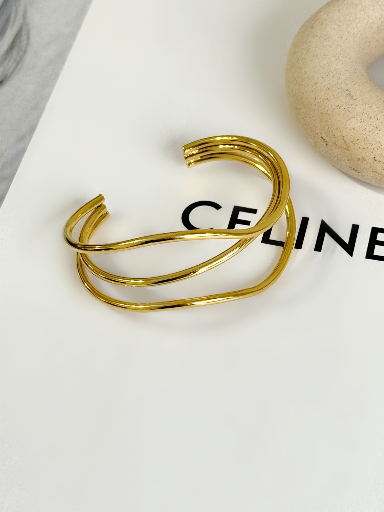 Facetune_08-11-2025-12-32-36