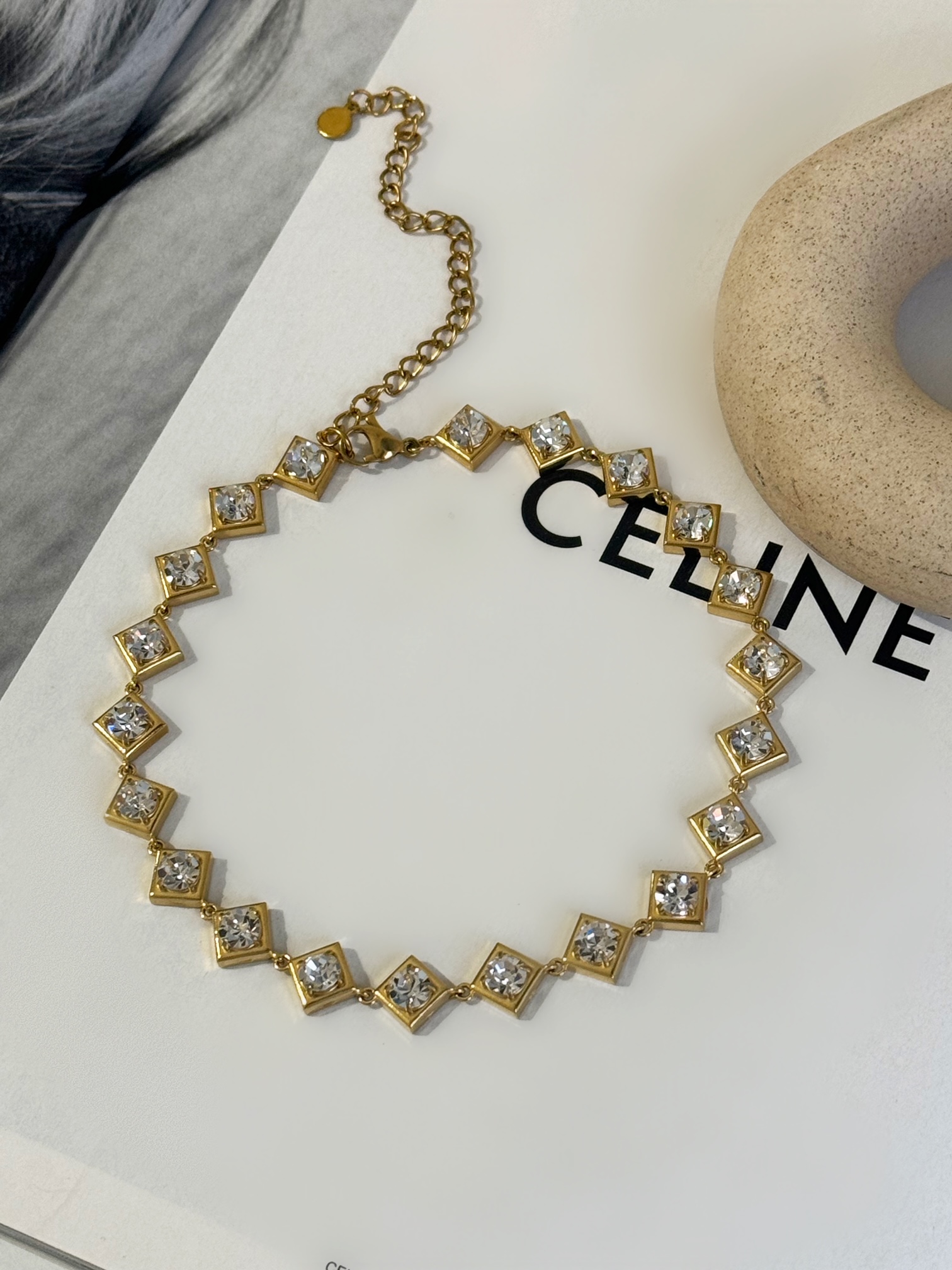 Facetune_10-12-2025-19-52-39