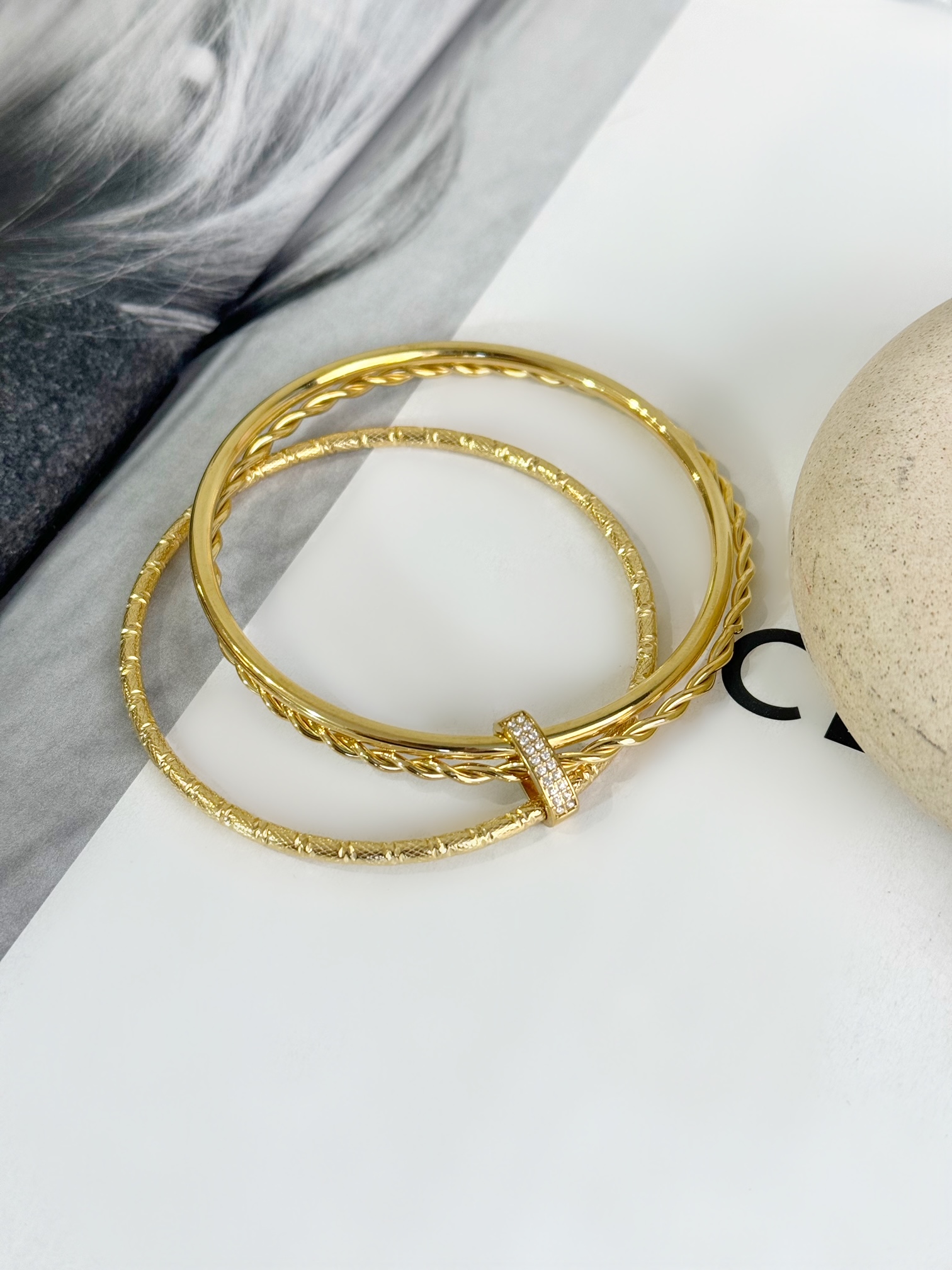 Facetune_15-12-2025-18-38-59